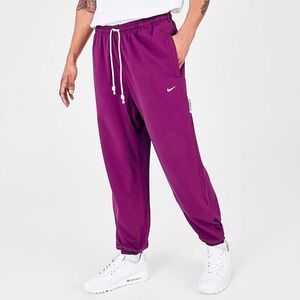 NIKE ⭐️ DRI FIT STANDARD ISSUE basketball pants